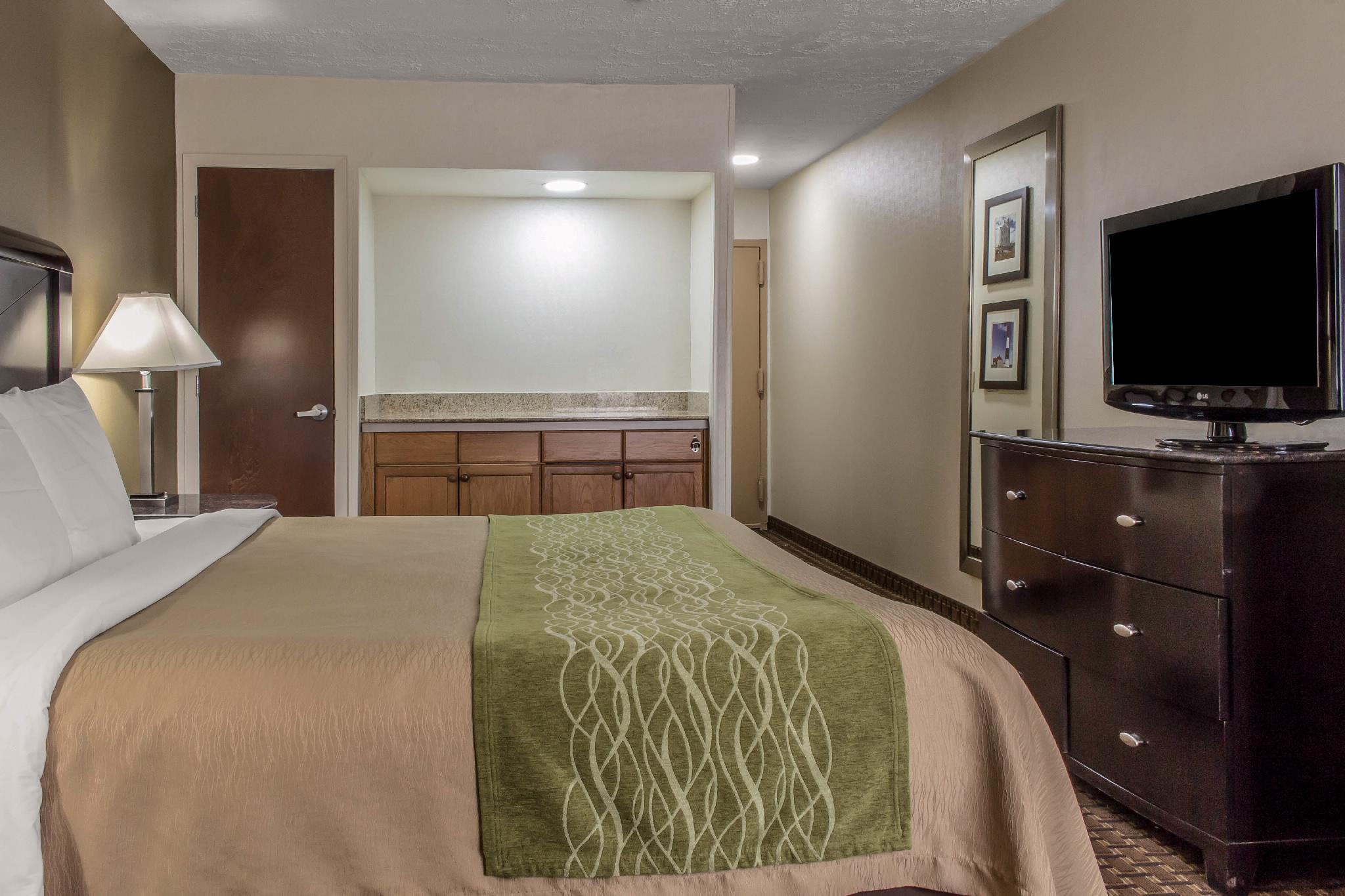 Comfort Inn Medford-Long Island Eksteriør bilde