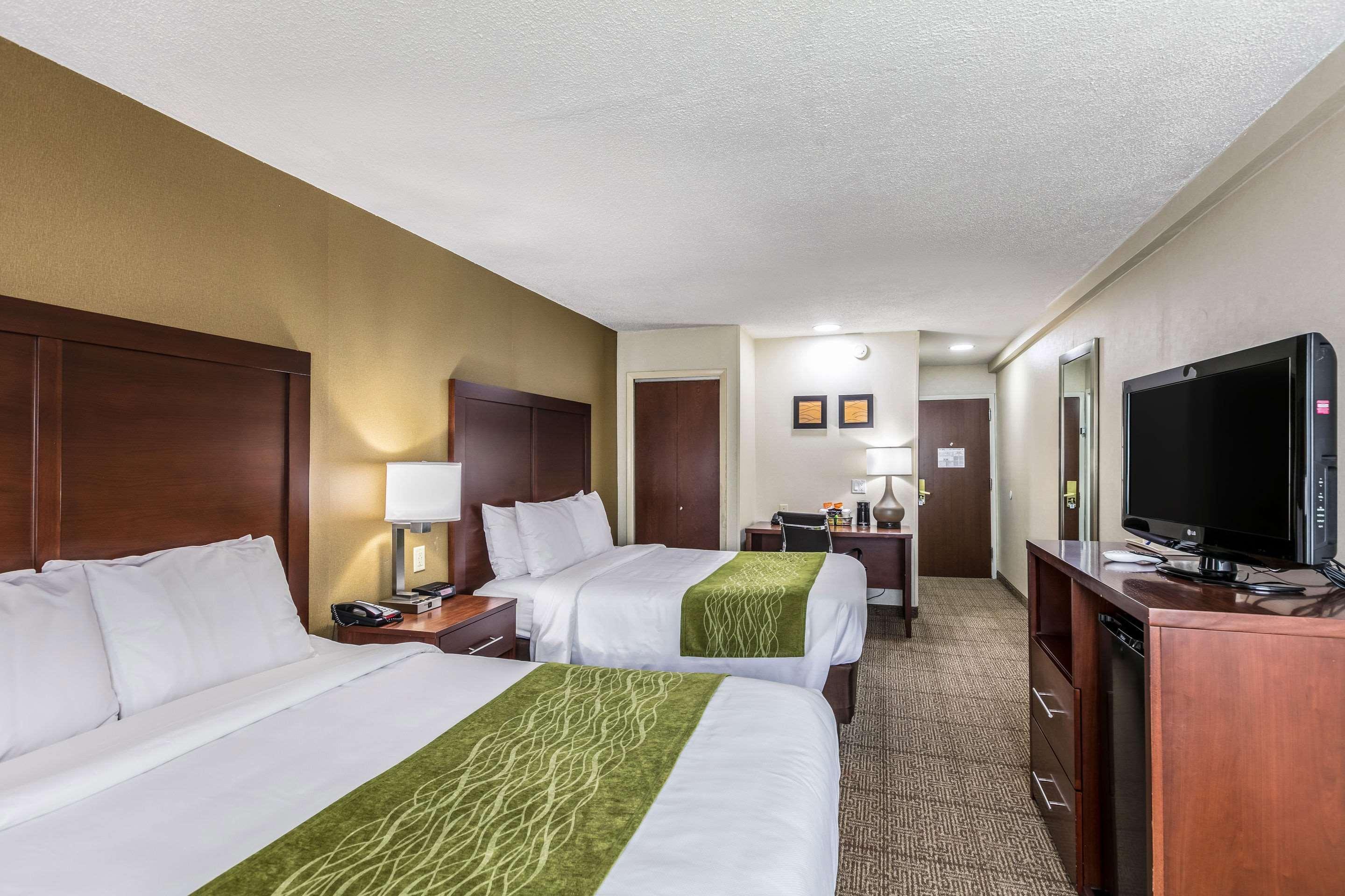 Comfort Inn Medford-Long Island Eksteriør bilde