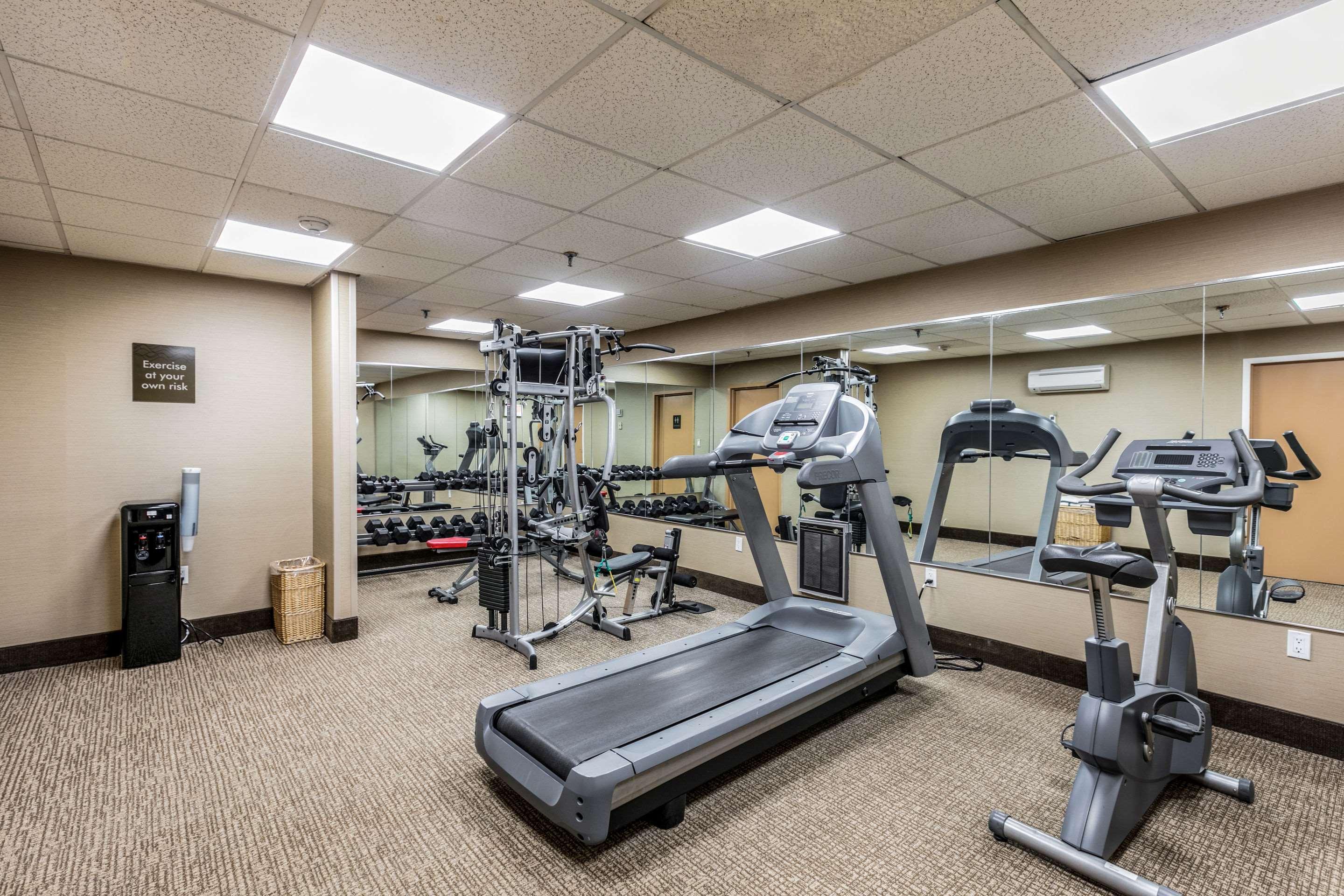 Comfort Inn Medford-Long Island Eksteriør bilde