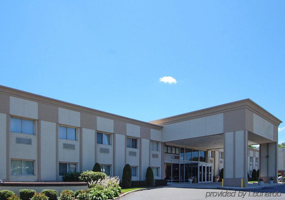 Comfort Inn Medford-Long Island Eksteriør bilde