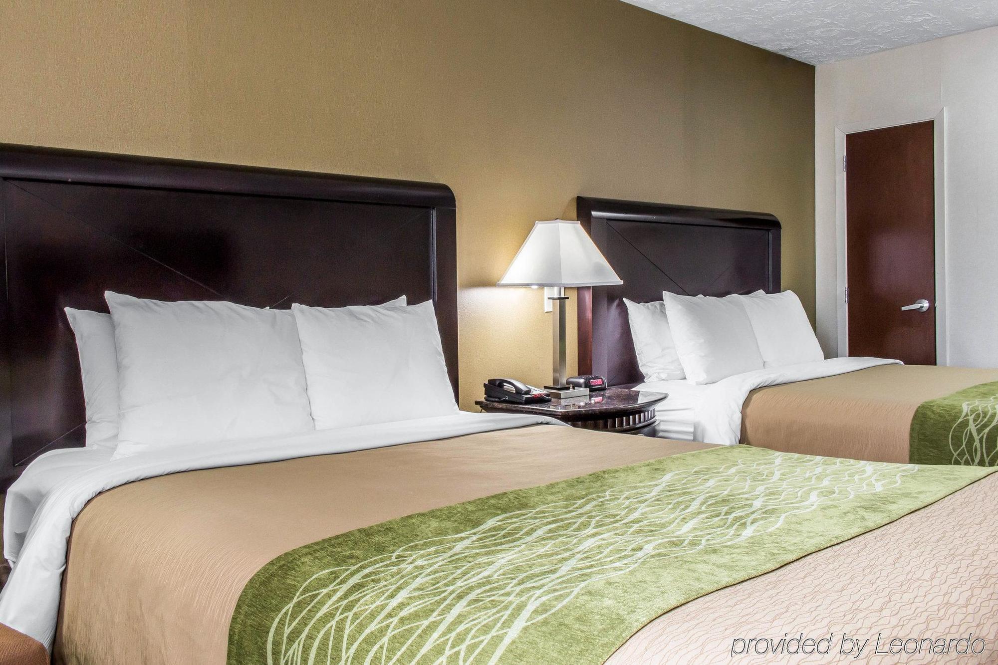 Comfort Inn Medford-Long Island Eksteriør bilde
