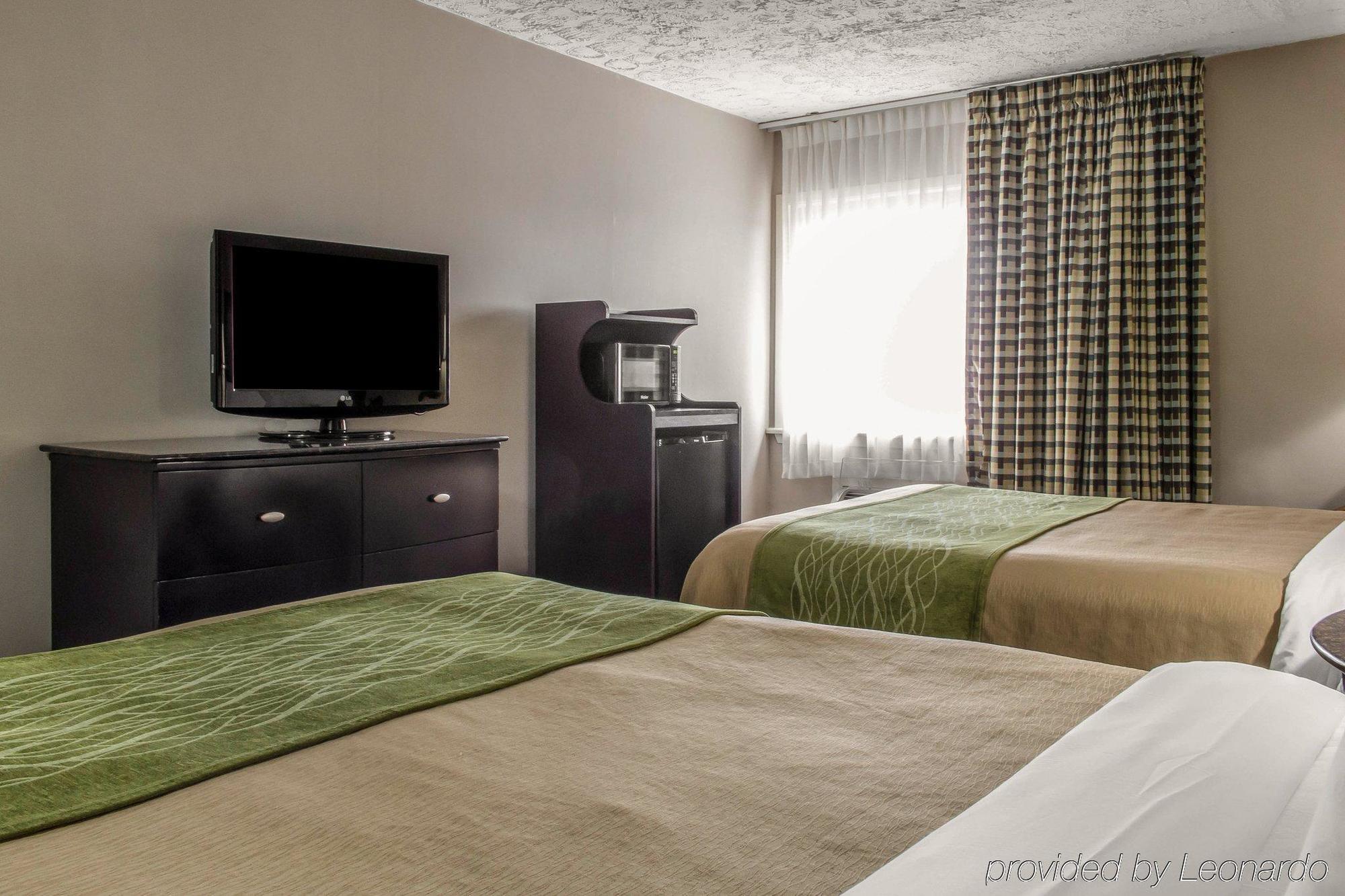 Comfort Inn Medford-Long Island Eksteriør bilde