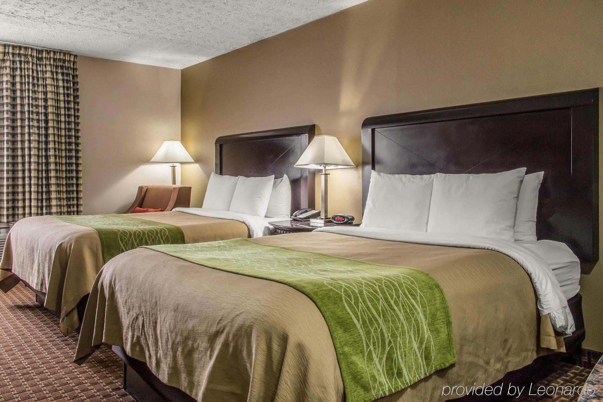 Comfort Inn Medford-Long Island Eksteriør bilde